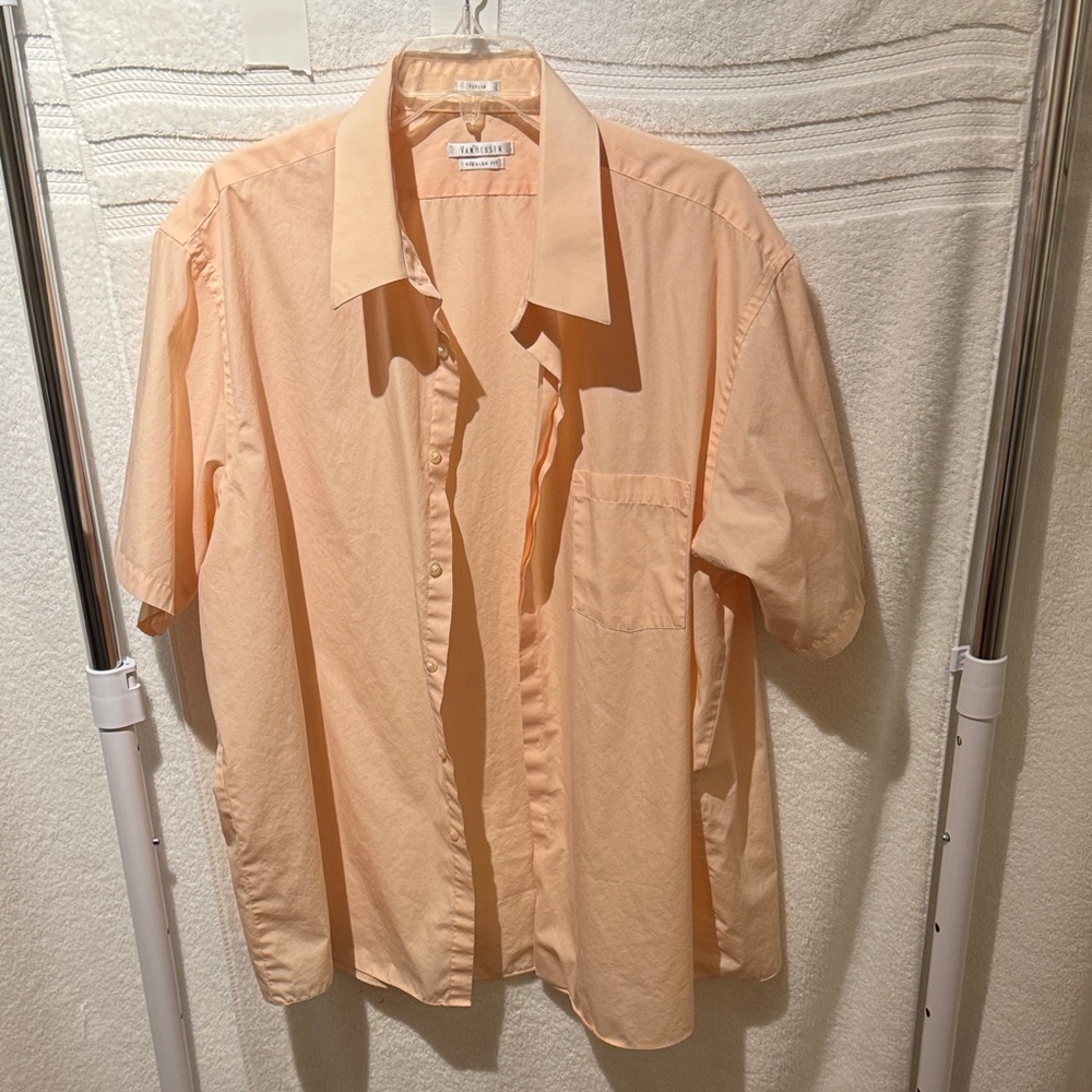 Van Heusen Men's Light Peach Casual Short Sleeve H2